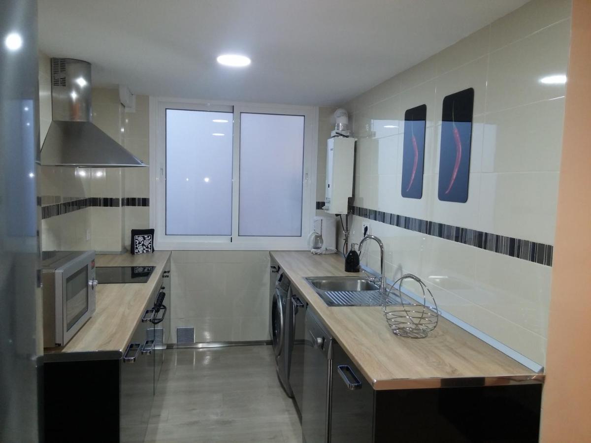 Piso Cerca De La Playa Apartment Malaga Exterior photo