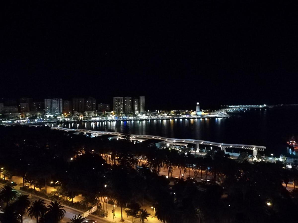 Piso Cerca De La Playa Apartment Malaga Exterior photo
